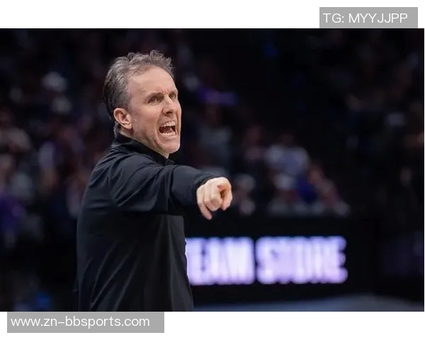 惠特摩尔赞基夫教练风格严厉直率深得我心 惠特摩尔赞基夫教练风格严厉直率深得我心