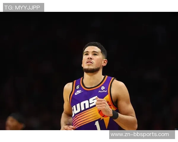 蒙蒂对布克表现赞赏期待外界关注他的成长与贡献 蒙蒂对布克表现赞赏期待外界关注他的成长与贡献