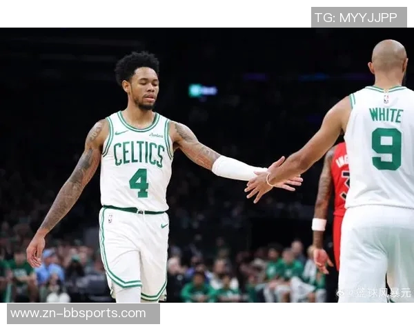 安芬尼西蒙斯谈球员身份对观看比赛的影响与感悟