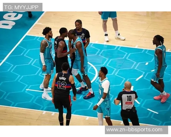 萨迪克贝全场表现惊艳15投7中斩获24分10篮板4助攻助力球队夺冠